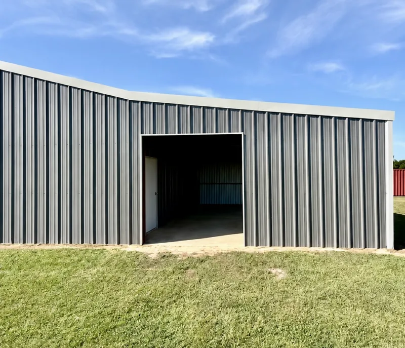 Grey shop with open bay